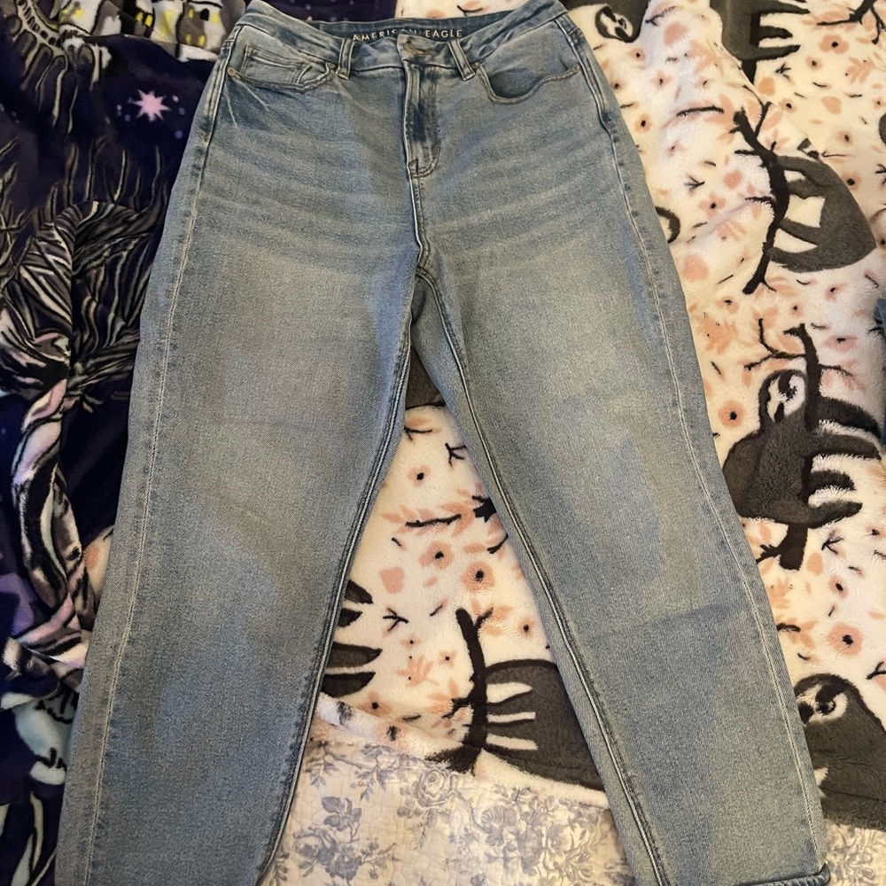 American Eagle Outfitters Light Blue Jeans
